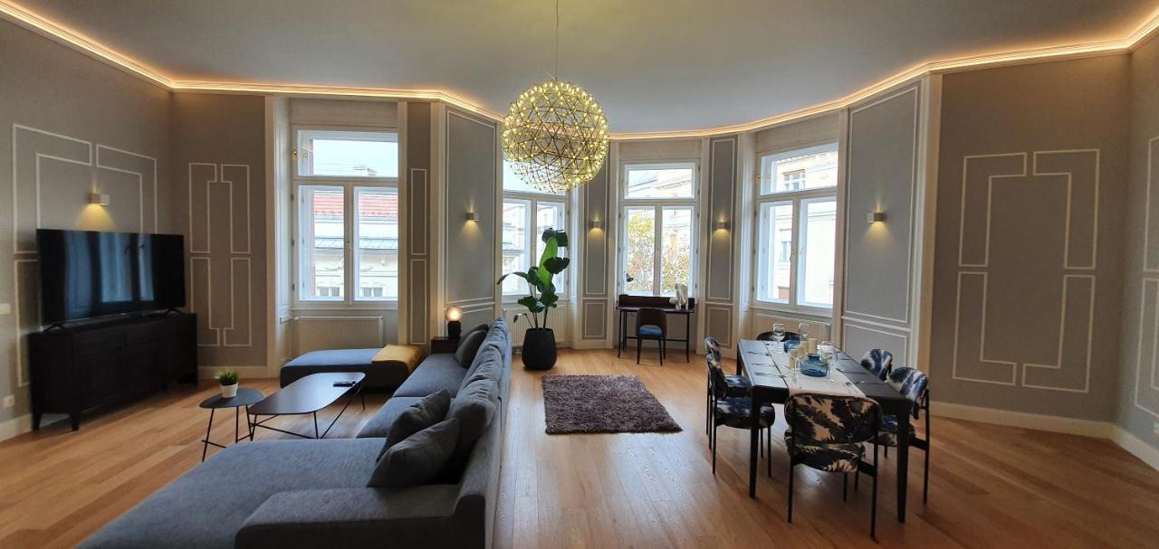 Walking Street Luxurious Huge Apartment Budapeşte Dış mekan fotoğraf