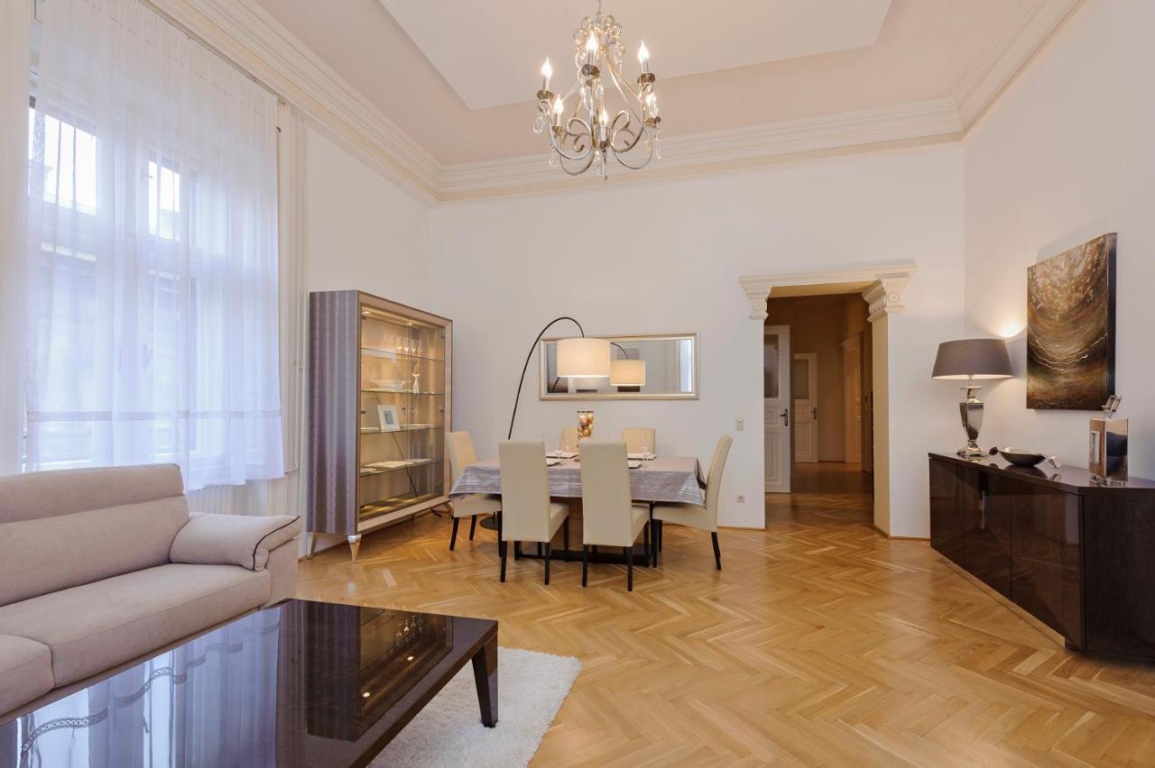 Walking Street Luxurious Huge Apartment Budapeşte Dış mekan fotoğraf